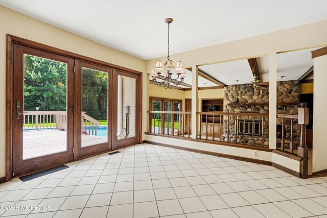 195 Lamdan Lane, Toms River, NJ 08753