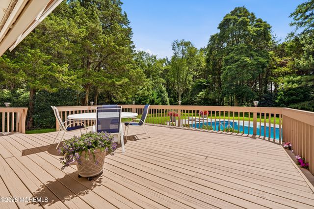 195 Lamdan Lane, Toms River, NJ 08753