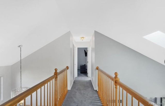 24606 Ridgeview Drive, Farmington Hills, MI 48336