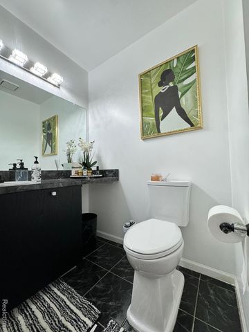 24606 Ridgeview Drive, Farmington Hills, MI 48336