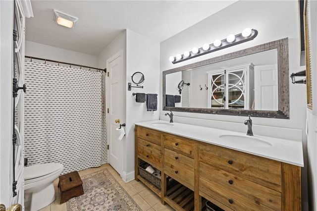 500 Fordsmere RD, Chesapeake, VA 23322