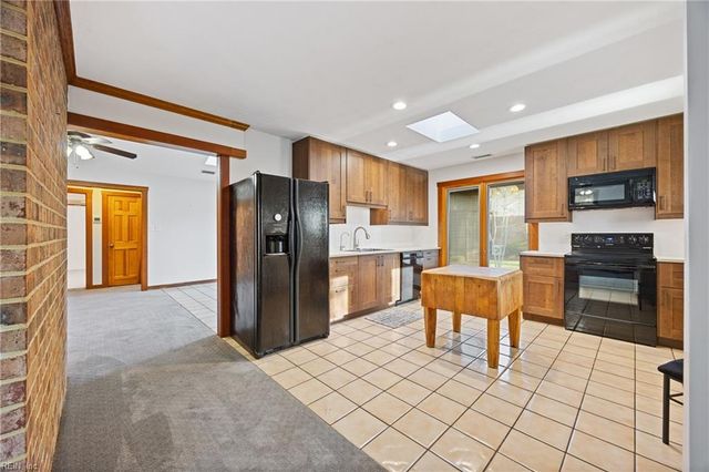 500 Fordsmere RD, Chesapeake, VA 23322