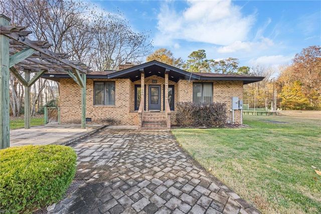 500 Fordsmere RD, Chesapeake, VA 23322