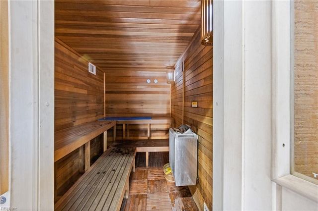 500 Fordsmere RD, Chesapeake, VA 23322