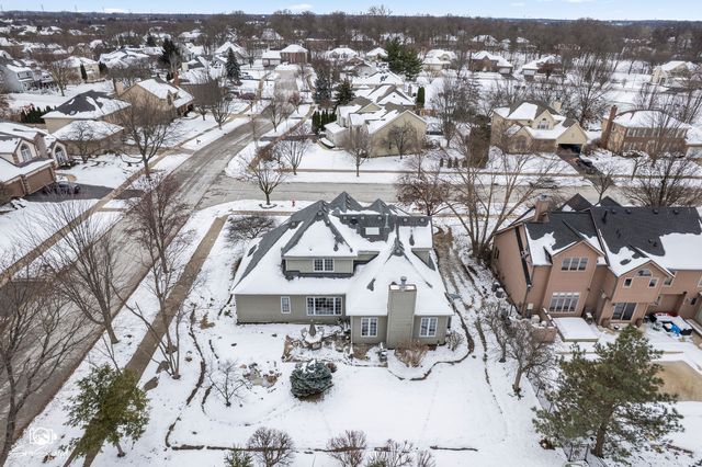 2762 Shetland Lane, Aurora, IL 60502