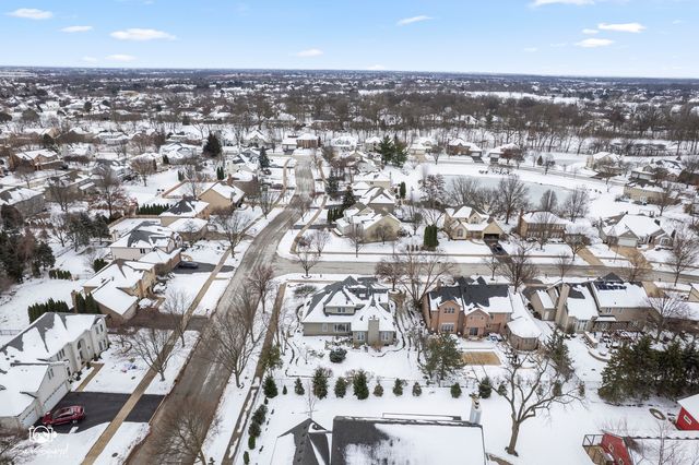 2762 Shetland Lane, Aurora, IL 60502