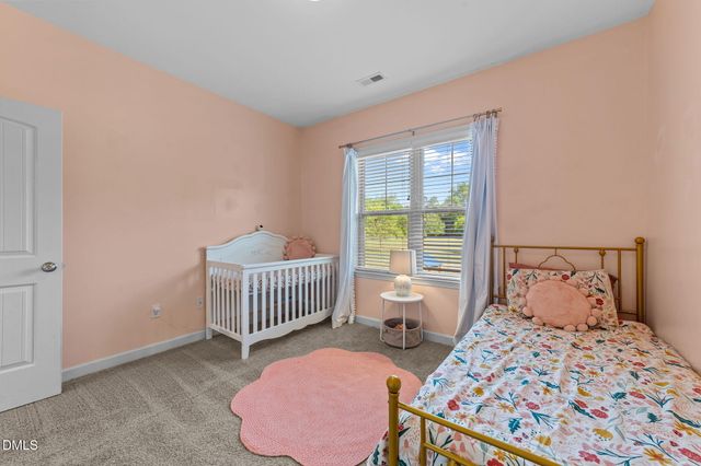 196 Watersedge Lane, Smithfield, NC 27577