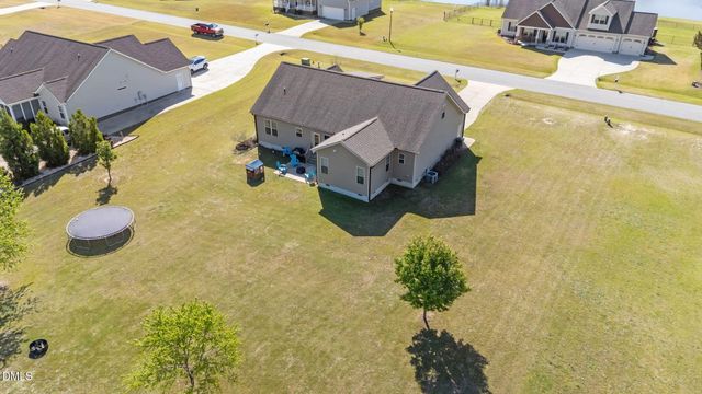 196 Watersedge Lane, Smithfield, NC 27577