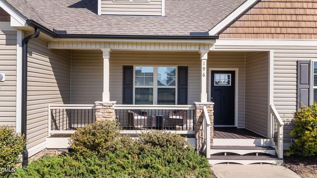 196 Watersedge Lane, Smithfield, NC 27577