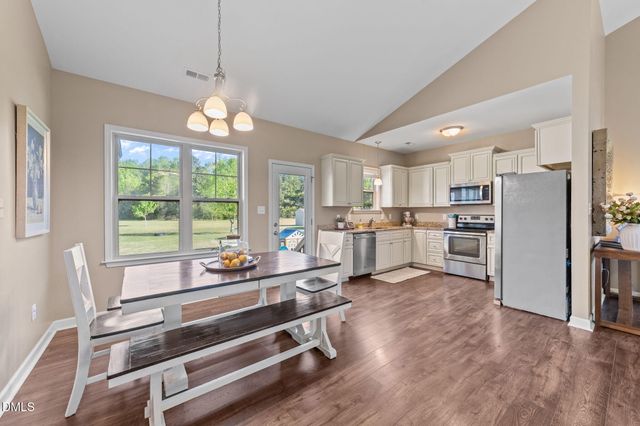 196 Watersedge Lane, Smithfield, NC 27577