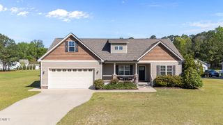 196 Watersedge Lane, Smithfield, NC 27577