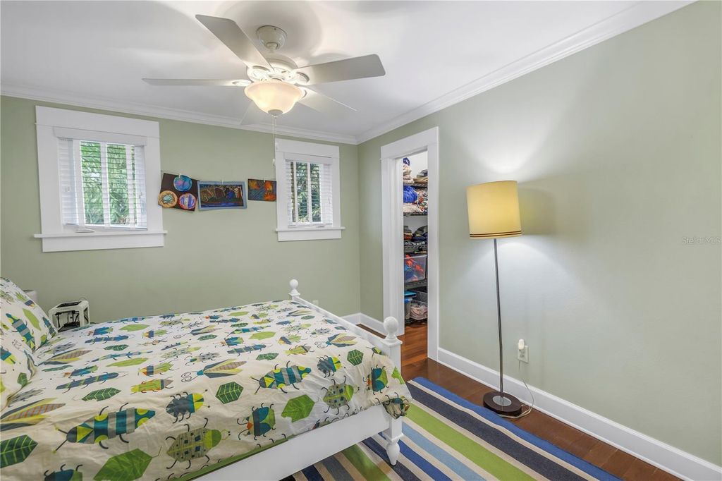 Image 29 of property listing at 436 12TH AVENUE NE, St Petersburg, FL 33701