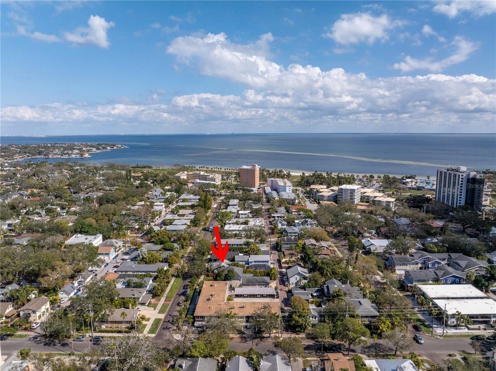 Image 53 of property listing at 436 12TH AVENUE NE, St Petersburg, FL 33701
