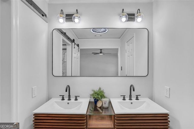 209 Arrowhead Drive, Cartersville, GA 30120