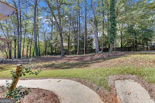 209 Arrowhead Drive, Cartersville, GA 30120
