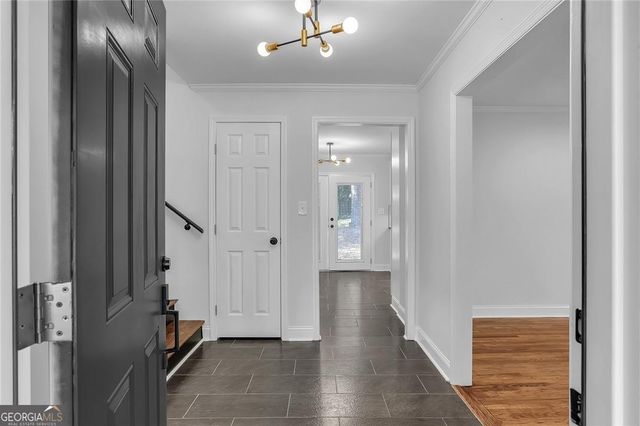 209 Arrowhead Drive, Cartersville, GA 30120