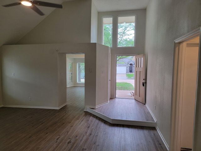 6311 Diamond Rock Drive, Katy, TX 77449