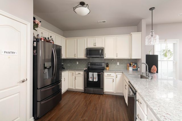 2808 Sullivans Trace, Lexington, KY 40511