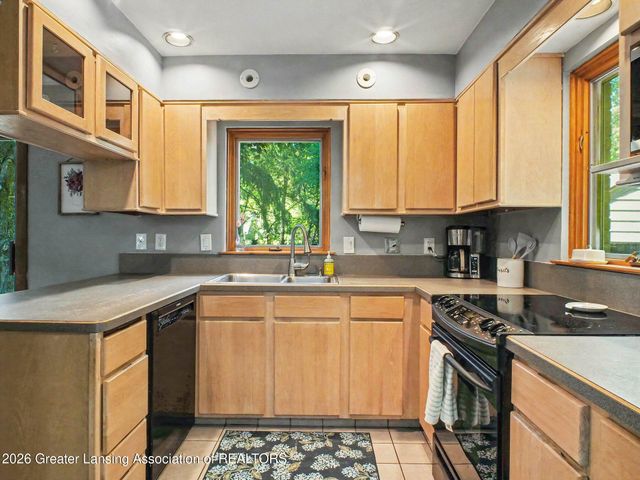 2346 Mount Hope Road, Okemos, MI 48864