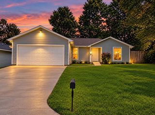 422 Pine Harbor Drive, Onalaska, TX 77360