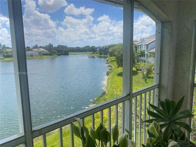 10015 NW 46 ST 306-5, Doral, FL 33178