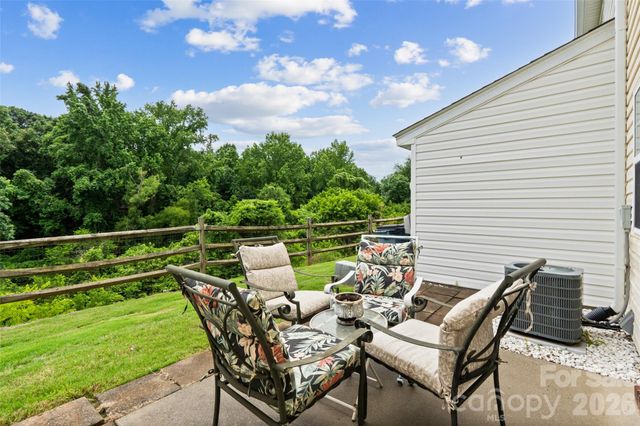 713 Rock Lake Glen, Fort Mill, SC 29715