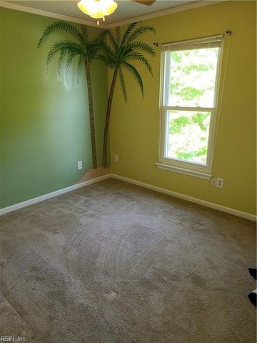 1061 Gauguin DR, Virginia Beach, VA 23454