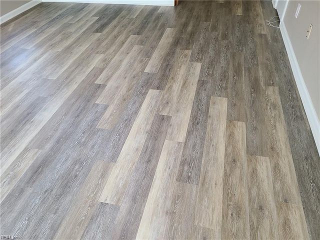 1061 Gauguin DR, Virginia Beach, VA 23454