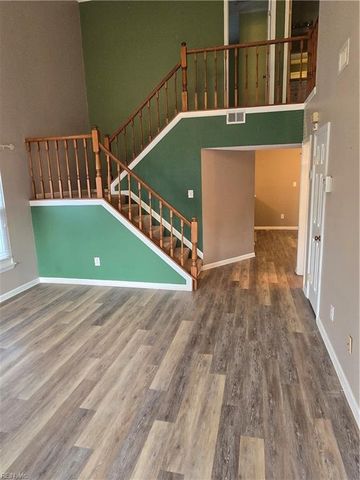 1061 Gauguin DR, Virginia Beach, VA 23454