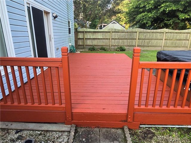 1061 Gauguin DR, Virginia Beach, VA 23454