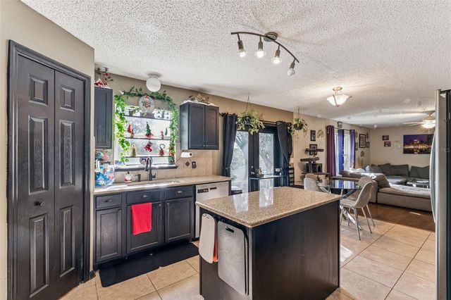 1028 FOX TRAIL AVENUE, Minneola, FL 34715