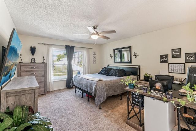 1028 FOX TRAIL AVENUE, Minneola, FL 34715