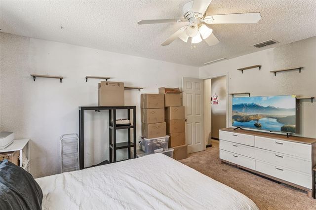 1028 FOX TRAIL AVENUE, Minneola, FL 34715