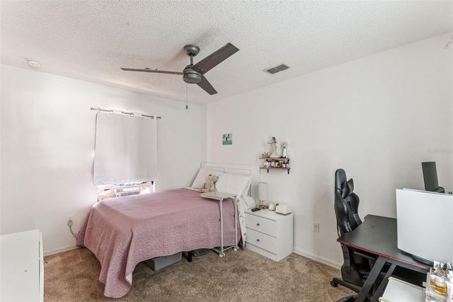 1028 FOX TRAIL AVENUE, Minneola, FL 34715