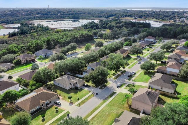 1028 FOX TRAIL AVENUE, Minneola, FL 34715