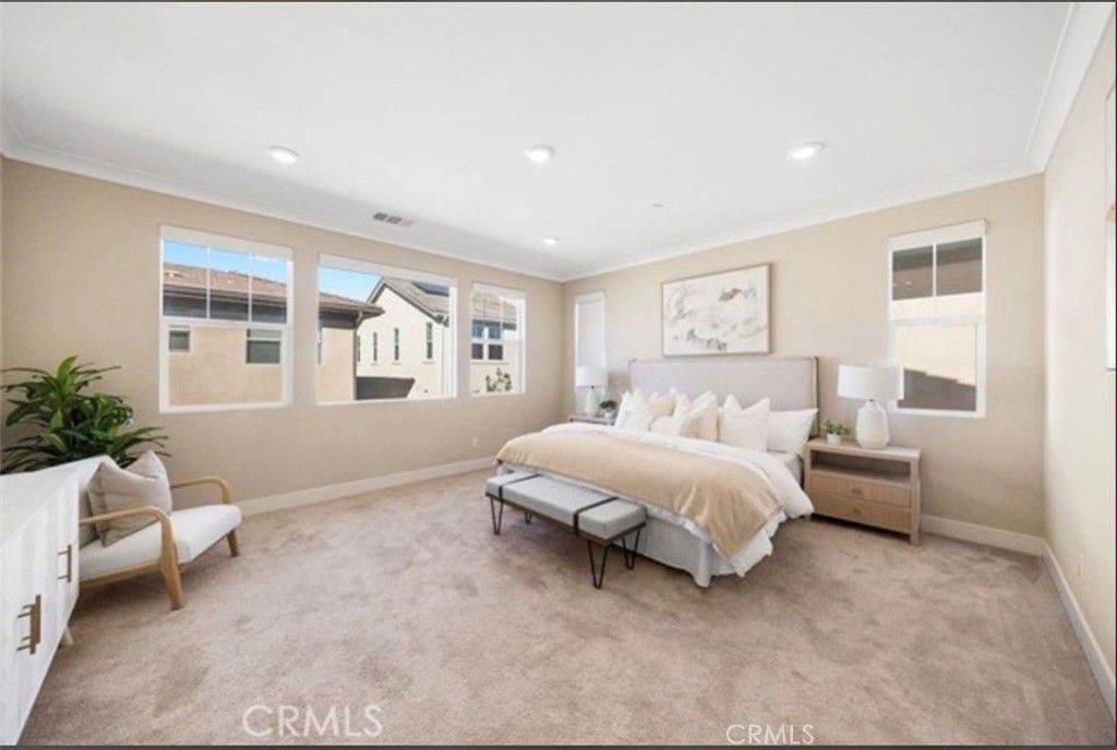 Image 12 of property listing at 73 Cartwheel, Irvine, CA 92618