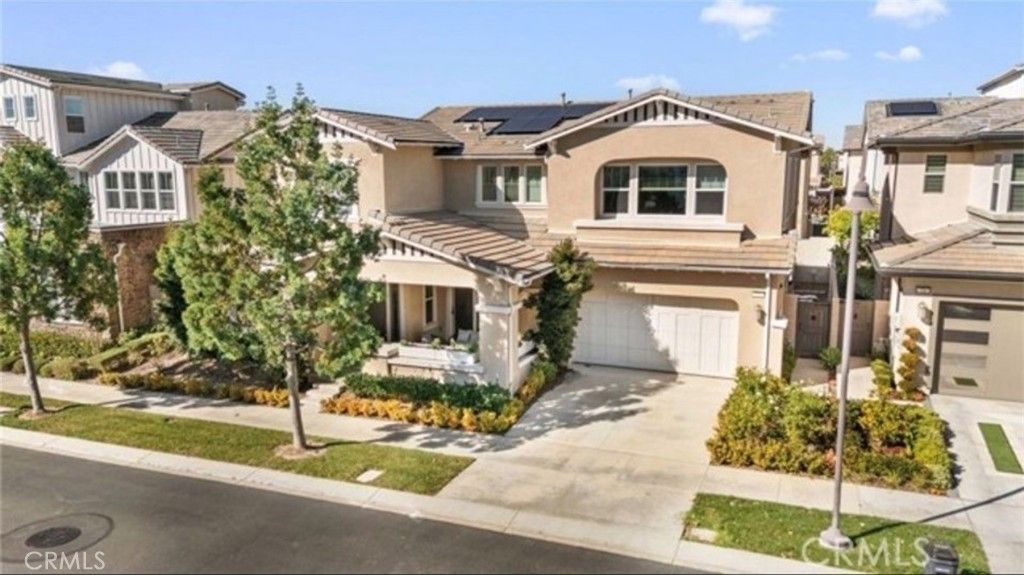 Image 2 of property listing at 73 Cartwheel, Irvine, CA 92618
