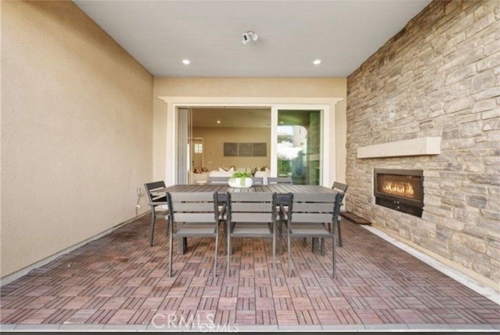 Image 20 of property listing at 73 Cartwheel, Irvine, CA 92618