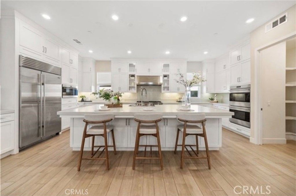Image 6 of property listing at 73 Cartwheel, Irvine, CA 92618