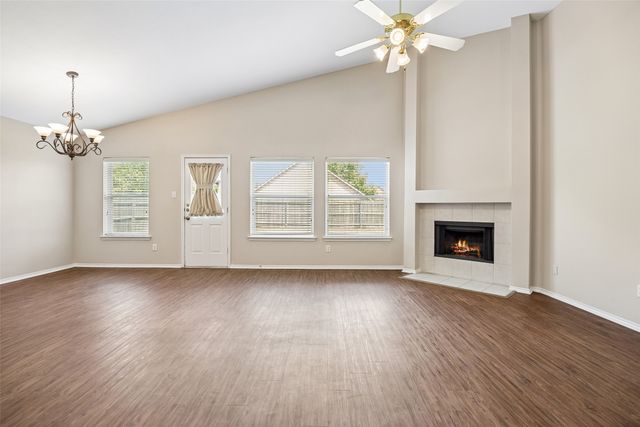 505 Cassia Way, Arlington, TX 76002