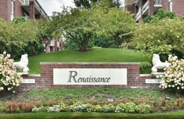 7081 W Touhy Avenue 407, Niles, IL 60714
