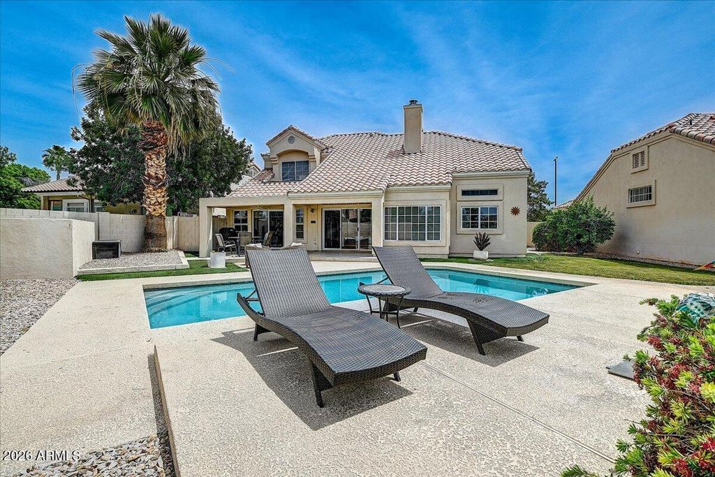 Image 34 of property listing at 2174 W PENINSULA Circle, Chandler, AZ 85248