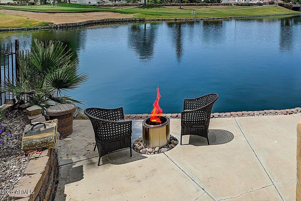 Image 35 of property listing at 2174 W PENINSULA Circle, Chandler, AZ 85248