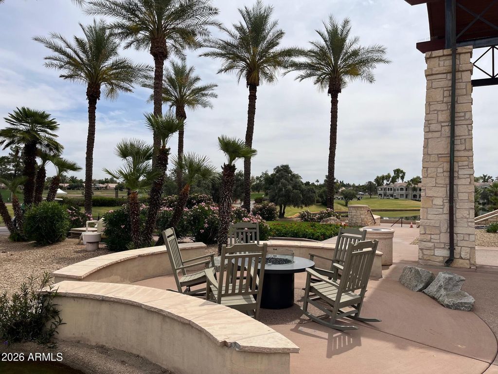Image 50 of property listing at 2174 W PENINSULA Circle, Chandler, AZ 85248