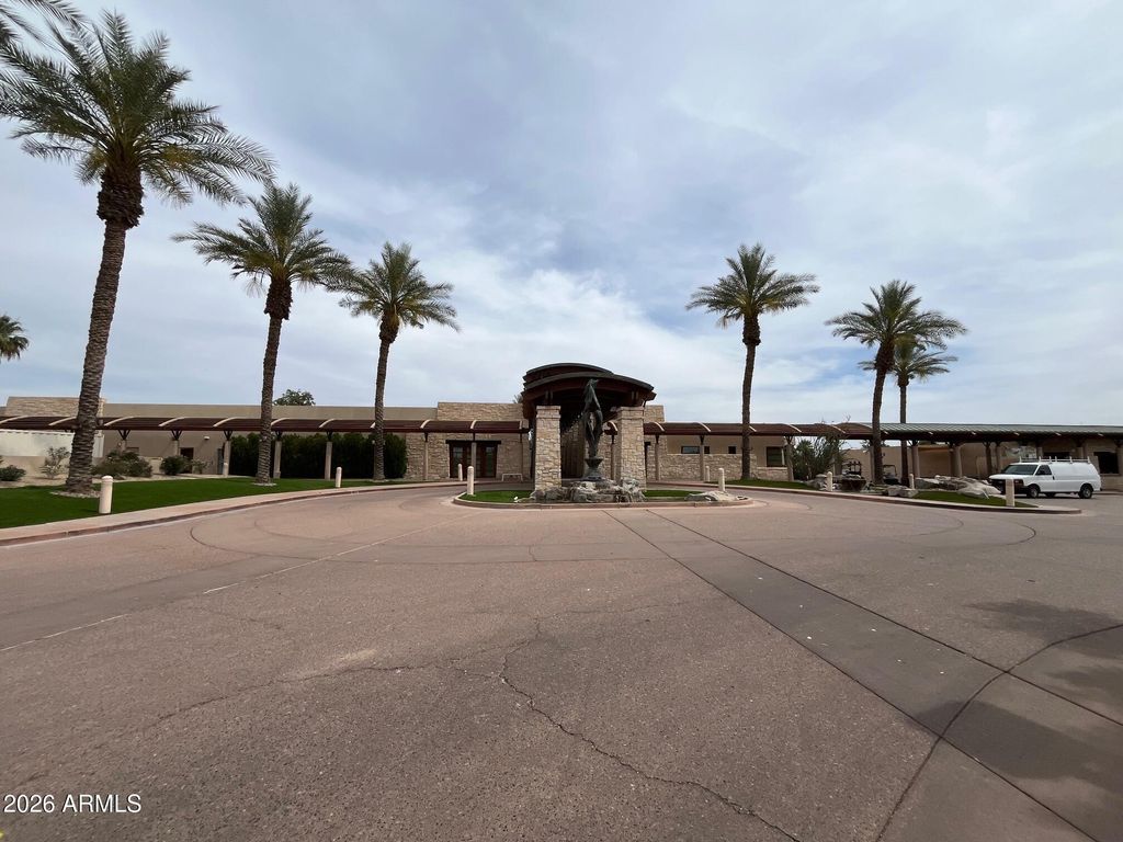 Image 56 of property listing at 2174 W PENINSULA Circle, Chandler, AZ 85248