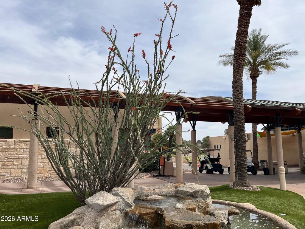 Image 57 of property listing at 2174 W PENINSULA Circle, Chandler, AZ 85248