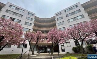 1375 River Road 3G, Edgewater, NJ 07020