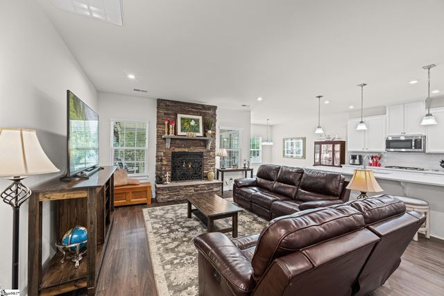 104 Mohegan Way, Greenville, SC 29607