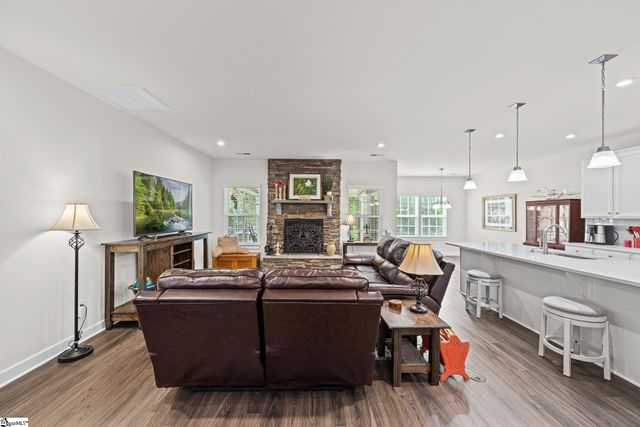 104 Mohegan Way, Greenville, SC 29607