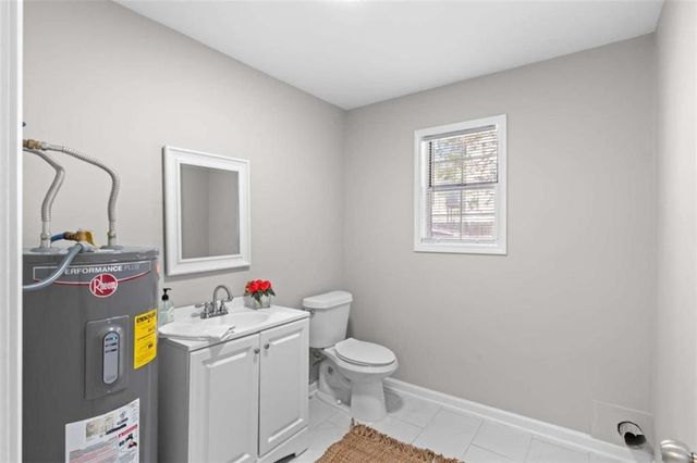 155 Bear Run Court, Chattahoochee Hills, GA 30268